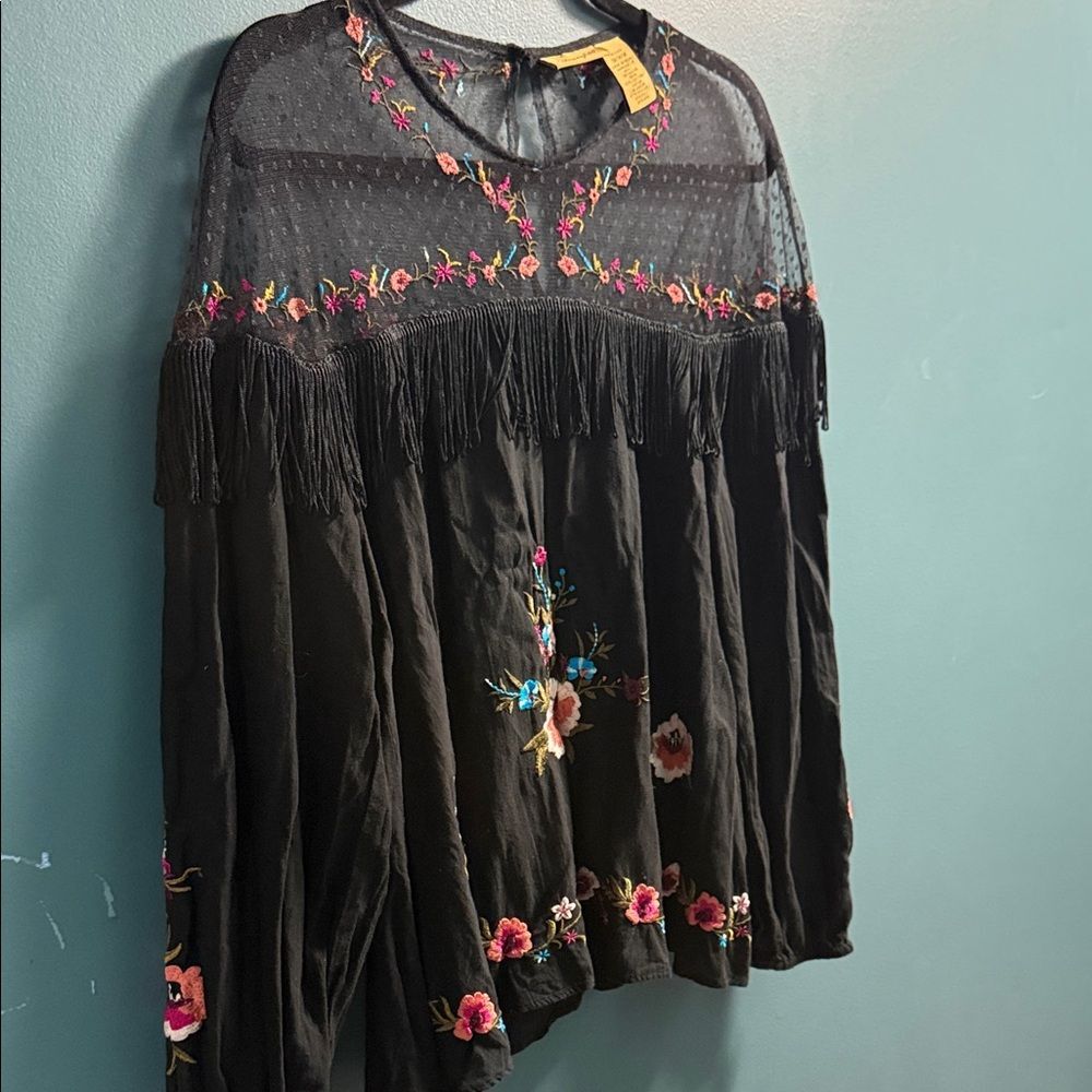 Wrangler Black Floral Embroidered Blouse